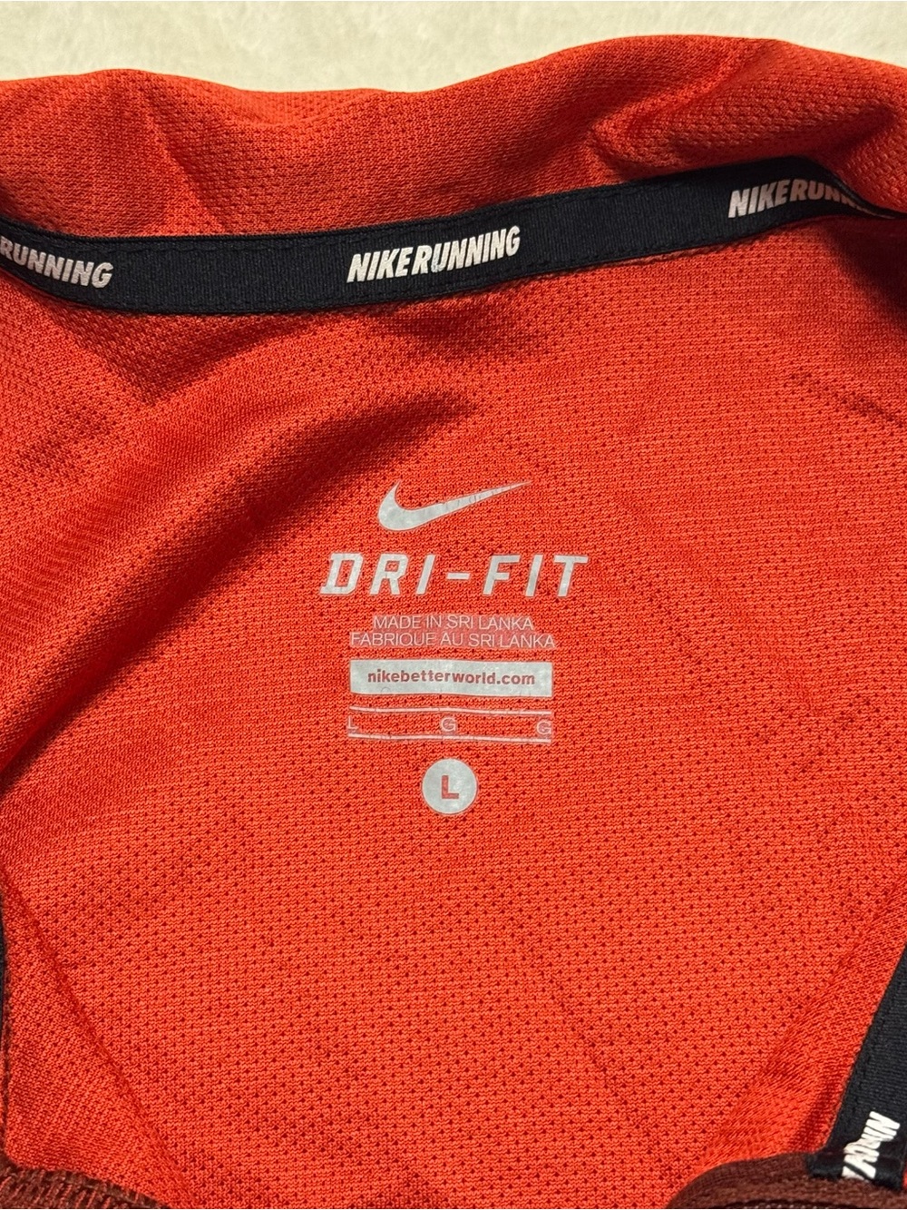 Nike Men’s Maroon Quarter-Zip Lightweight Training Top - Picture 2 of 8
